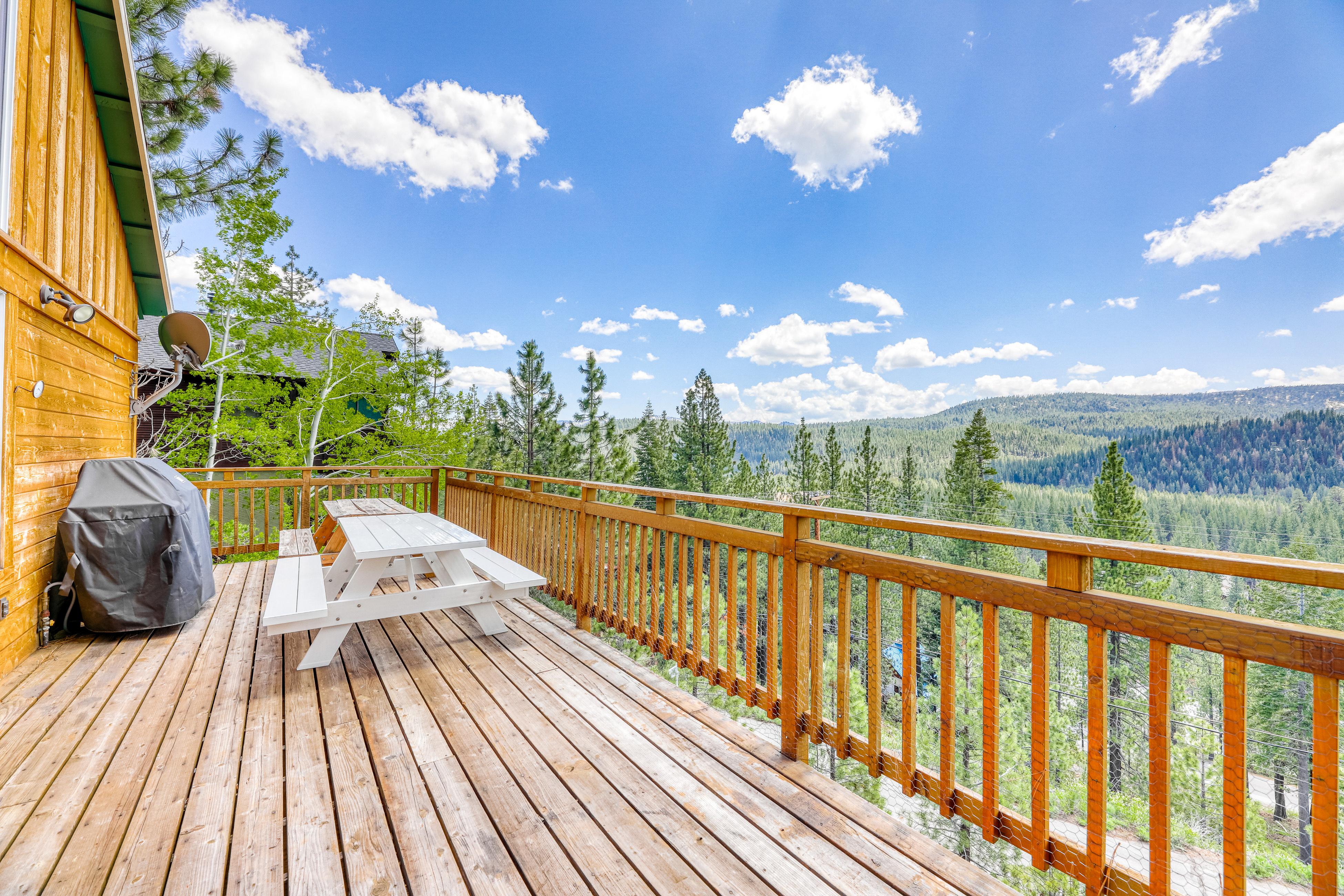 Property Image 1 - Ridgeline Panorama