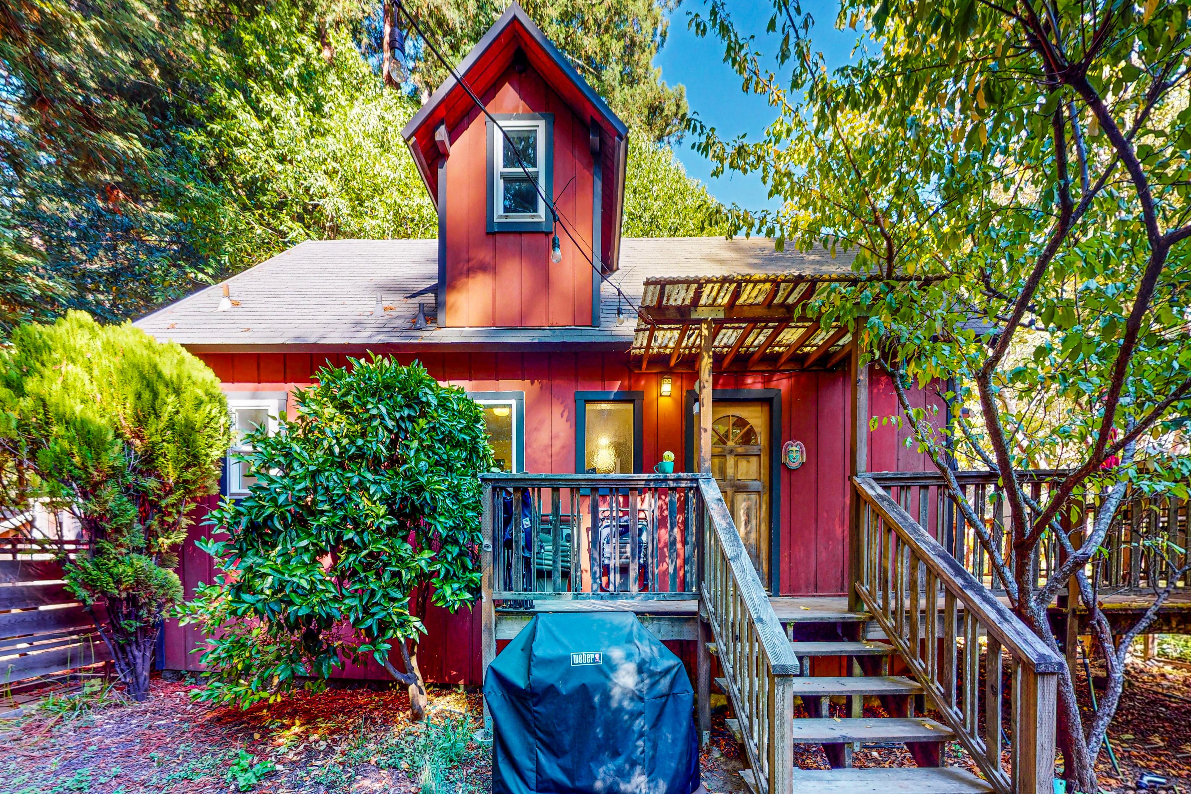 Property Image 2 - Little House on the Creek