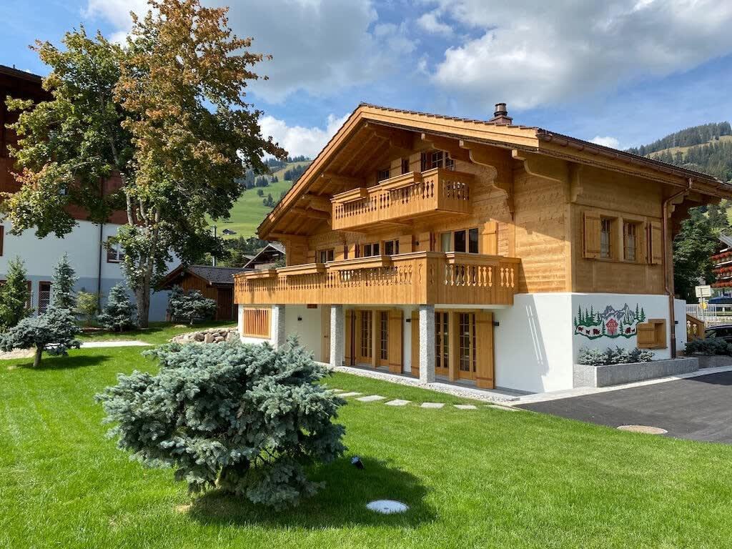 Property Image 1 - Elite Living Chalet overlooking the Alps