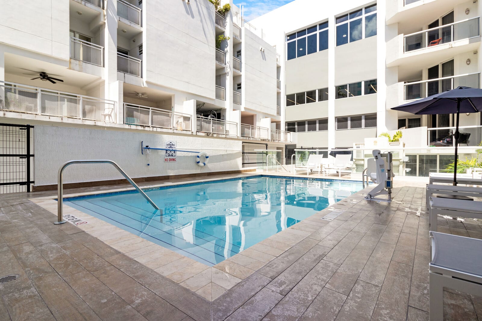 Property Image 2 - Property Manager | 10min to Beach | Gym + Pool | Brickell