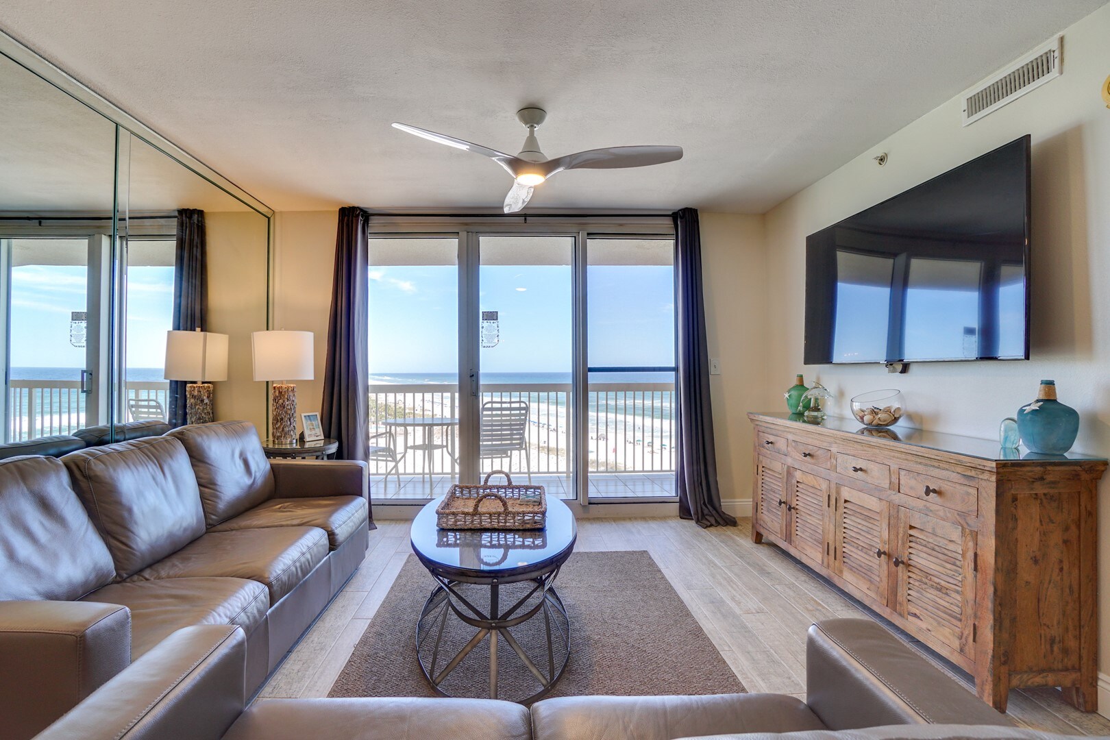 Living Area with Direct Beach & Gulf Views