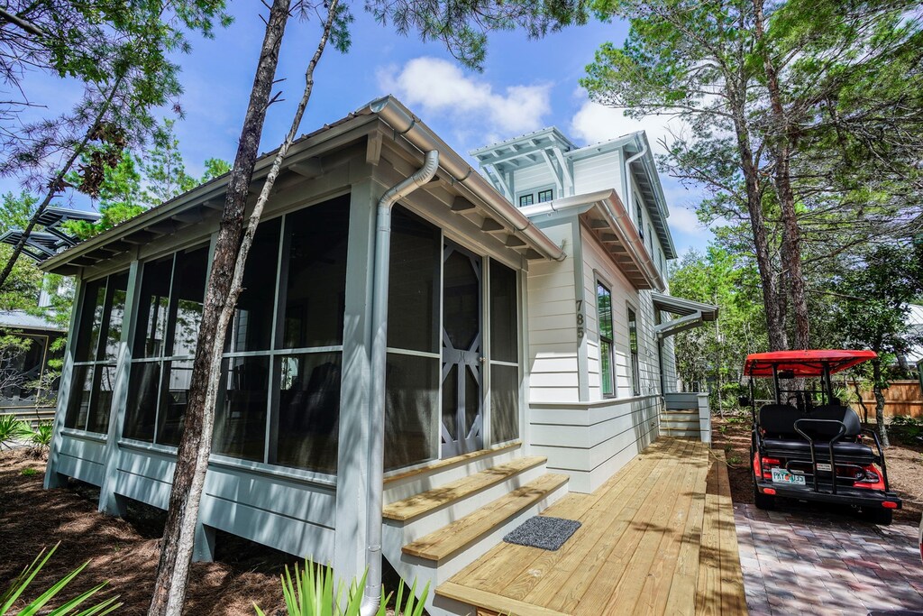 Magnolia Cottages - Sel La Vie - Exterior View