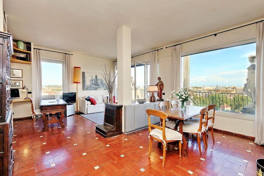 Property Image 2 - Romantic apartment with the best views of Rome