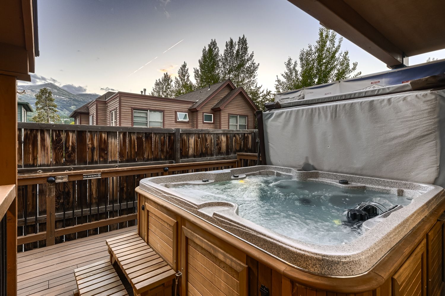 A private hot tub perfect for soaking! - 