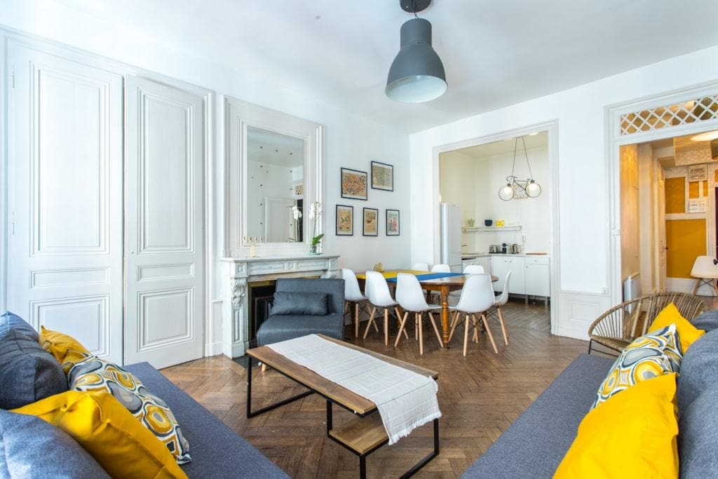 Property Image 1 - Typical Apartment In An Historical District Of Lyon