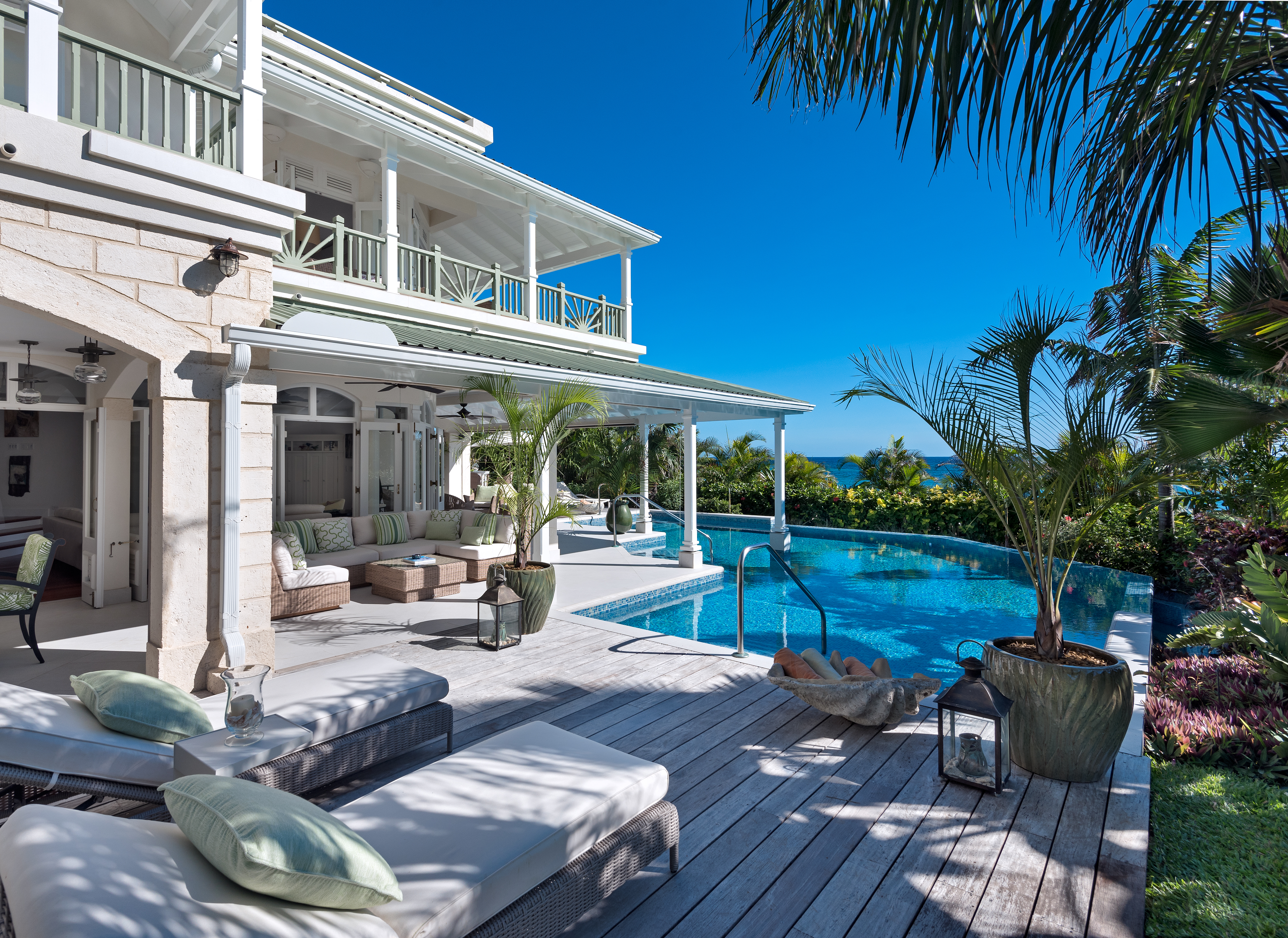 Property Image 1 - Vibrant and Luxurious Villa with Private Beach Access
