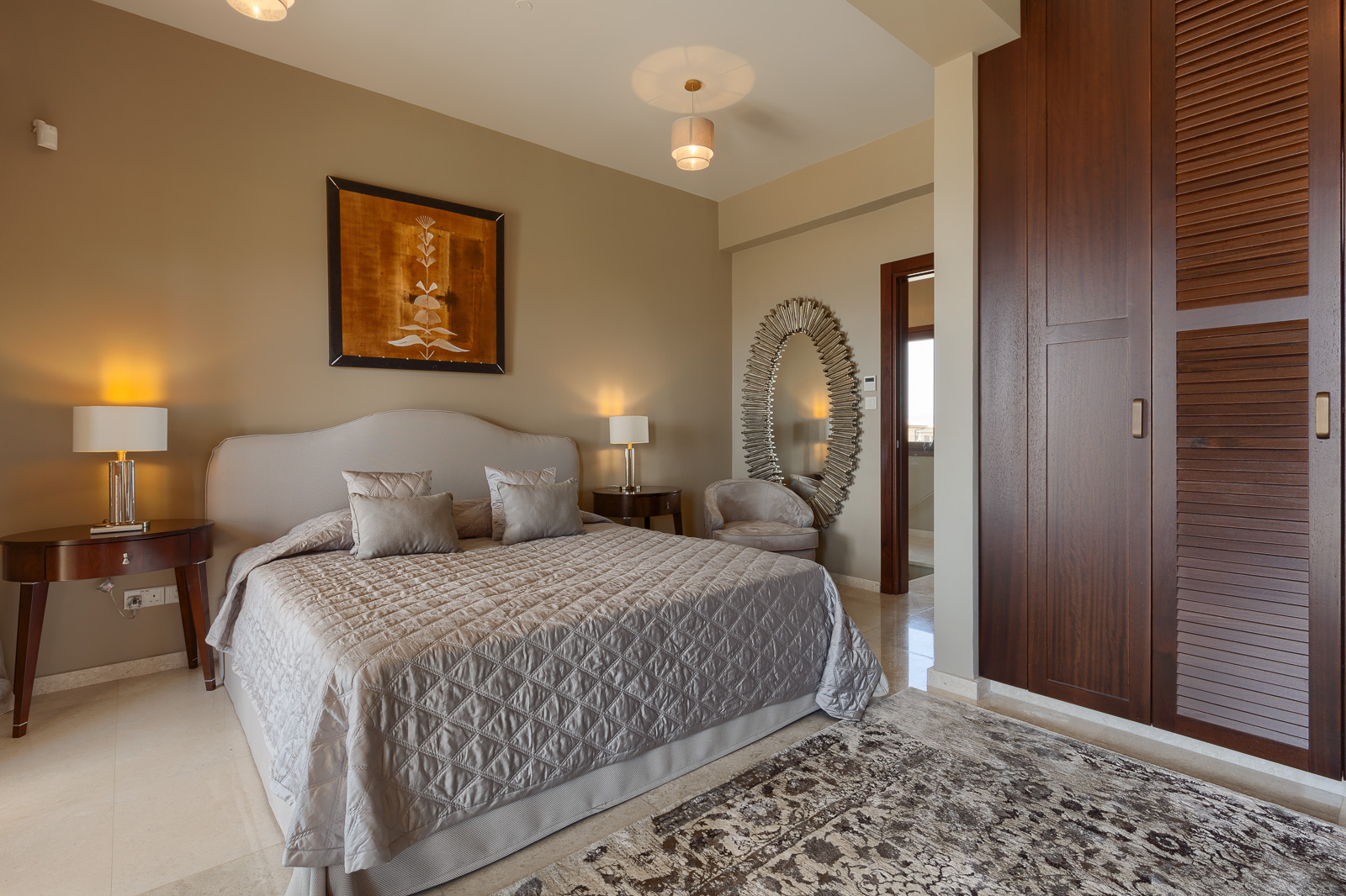 Luxurious 5 Bedroom Villa with Pool and Sea View