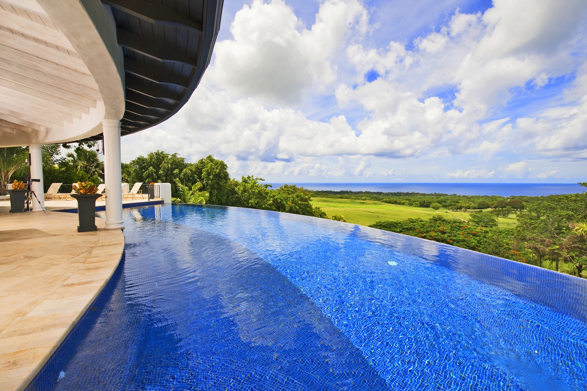 Property Image 2 - Elegant Villa with Eclectic Interior Design in Barbados 