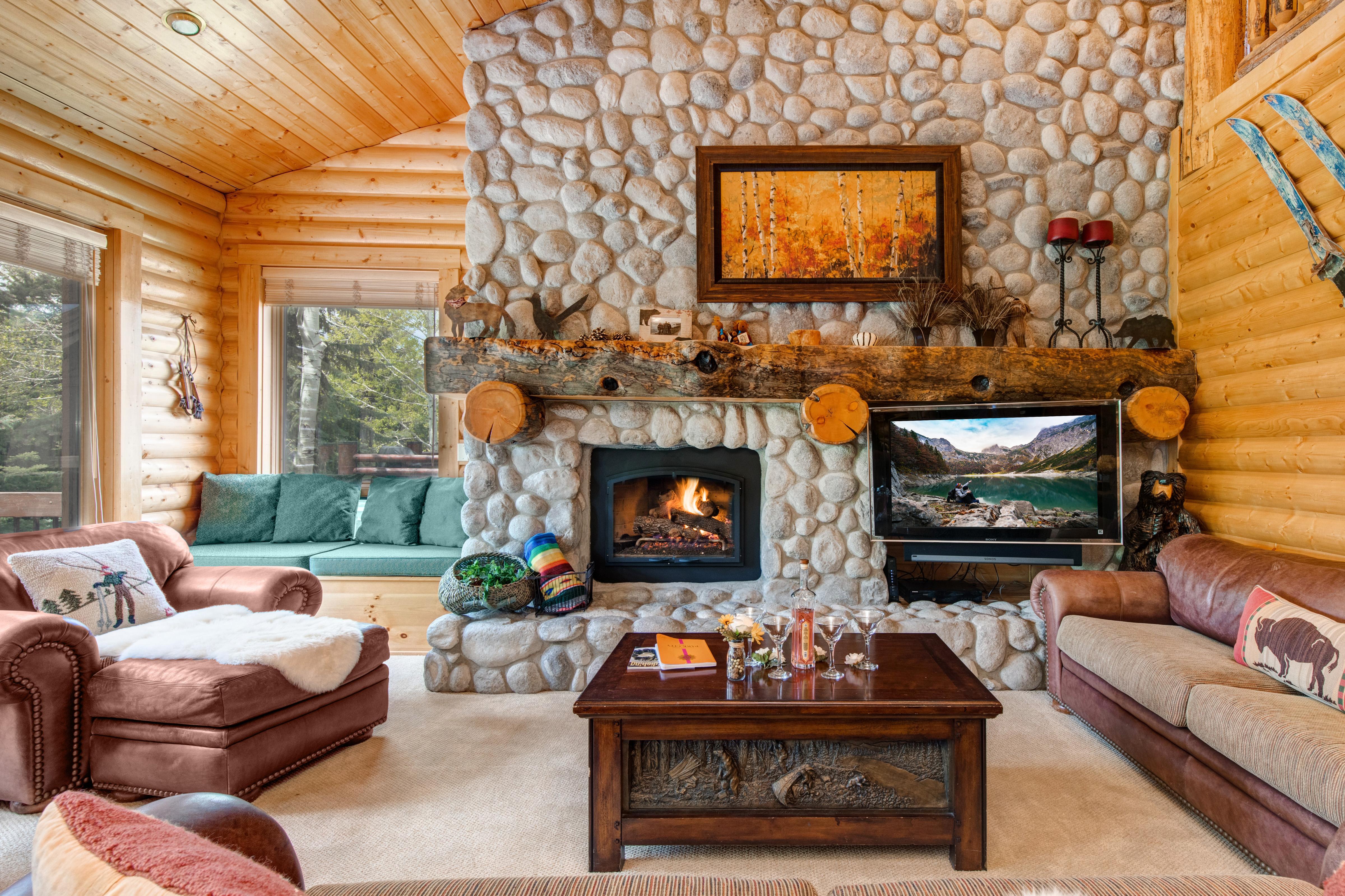 Property Image 2 - Rustic Ski Haven with Mountain Elegance