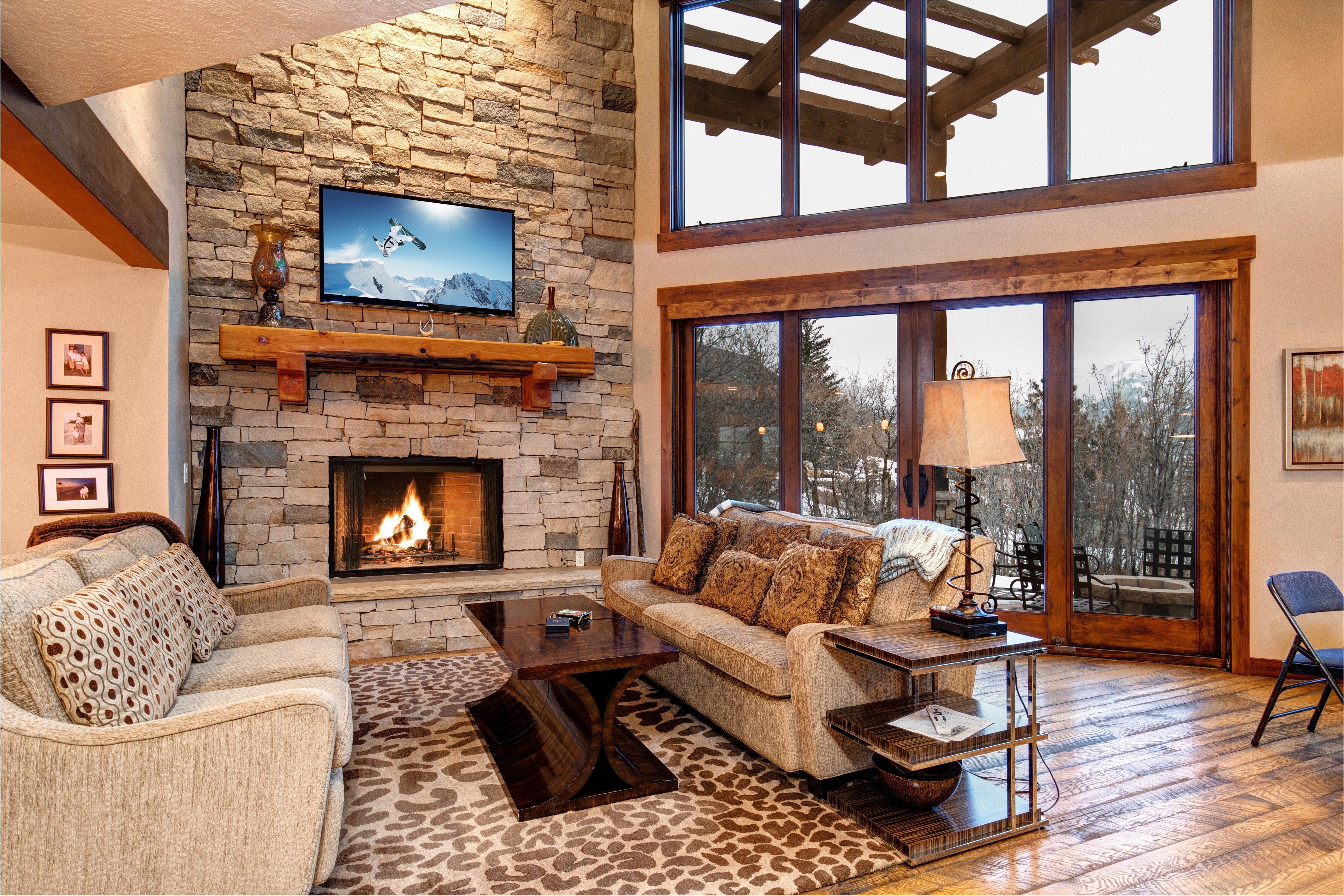 Property Image 2 - New, Luxurious Home with Ski Run Views