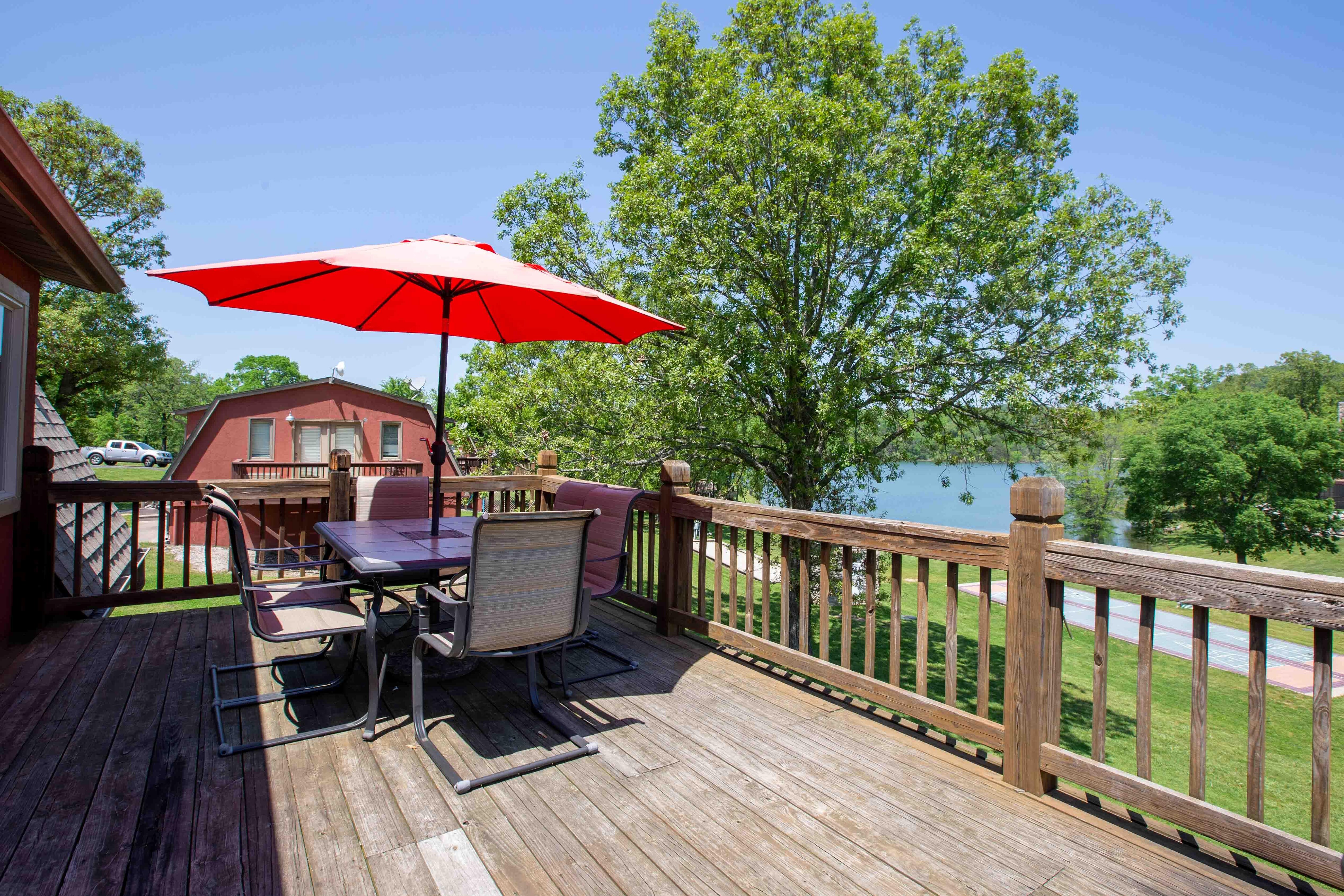 Property Image 1 - Lakefront Cottage on Resort-Free Amenities-Amazing views