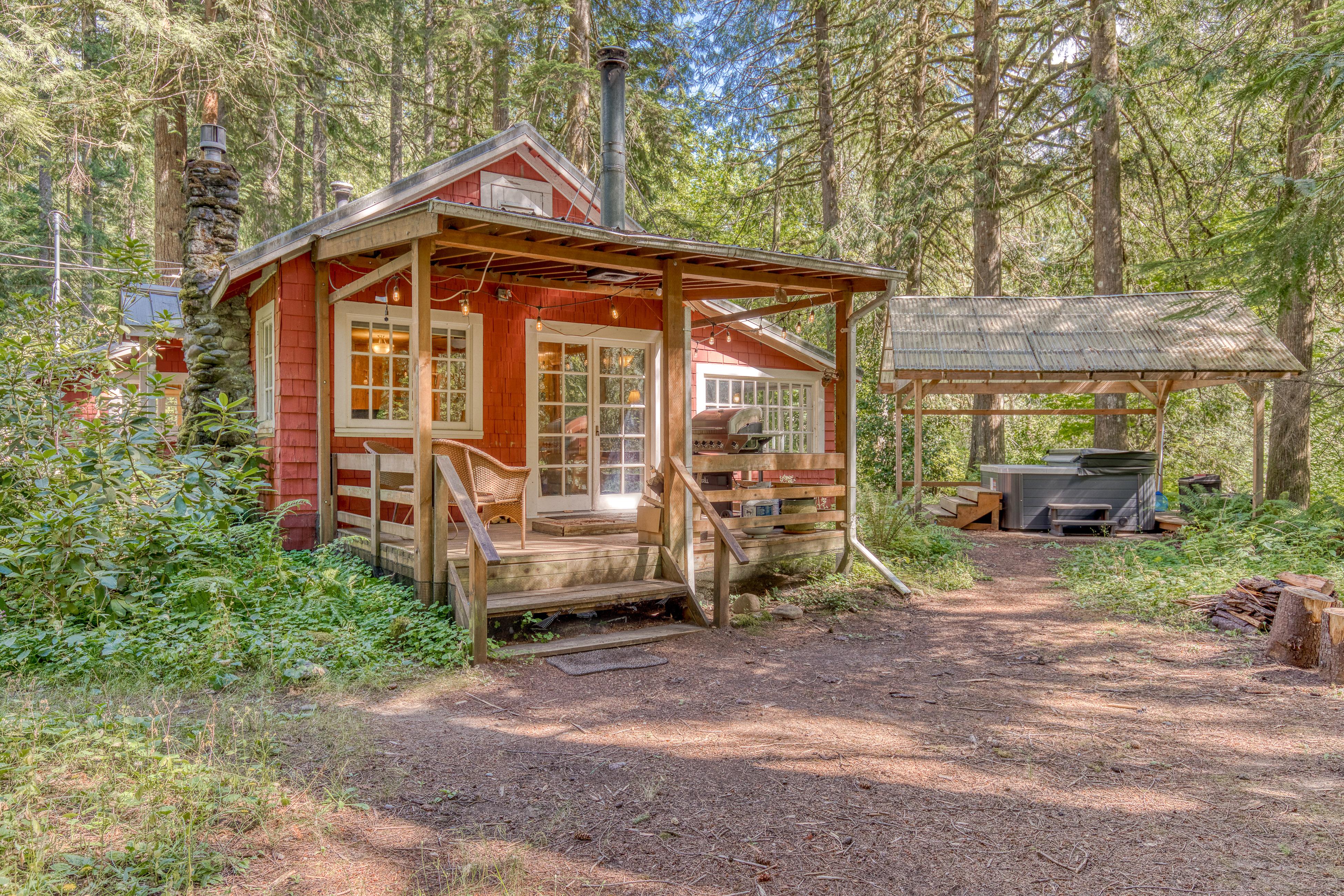 Property Image 1 - The Cedars Cabin