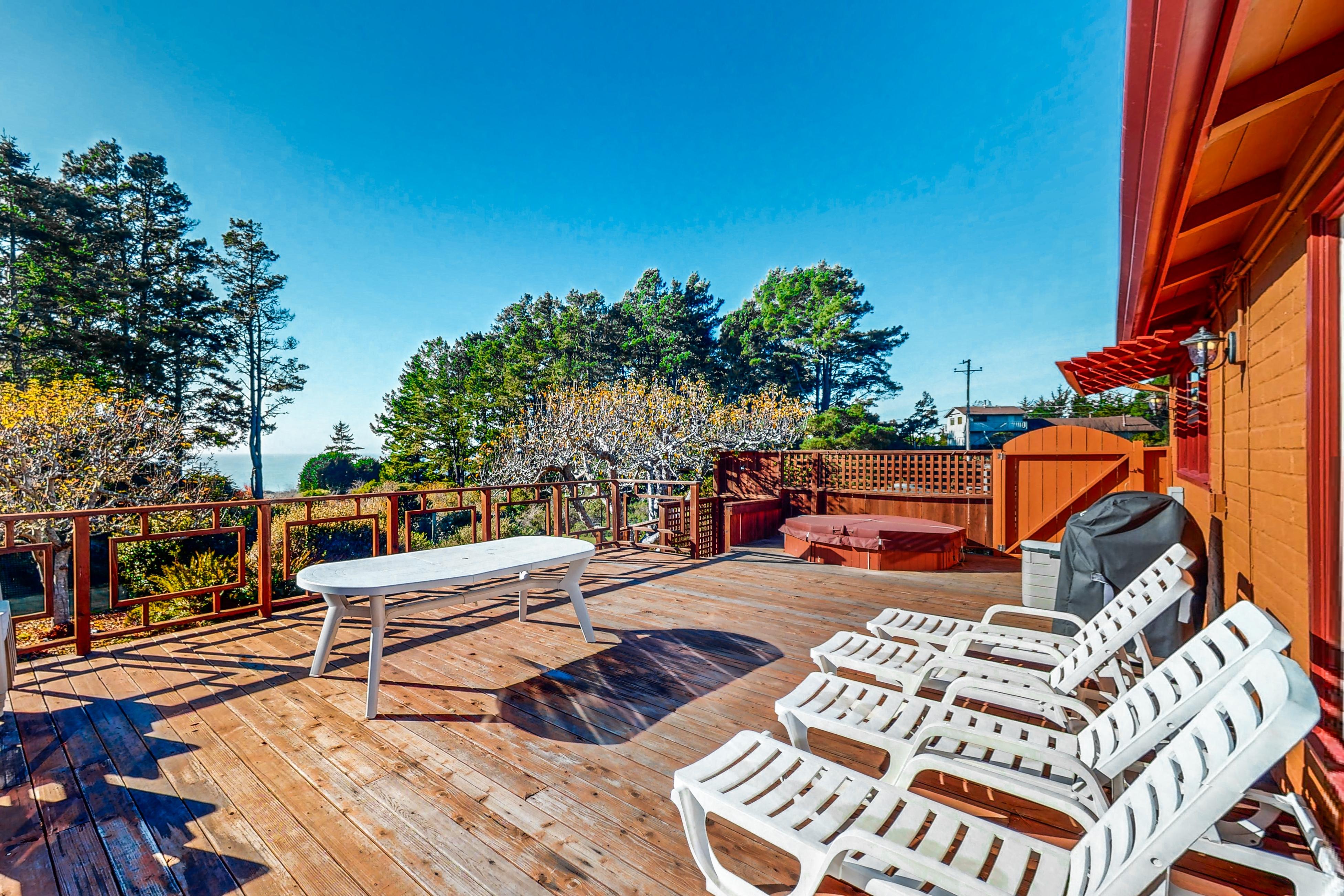 Property Image 2 - Mendocino Dream