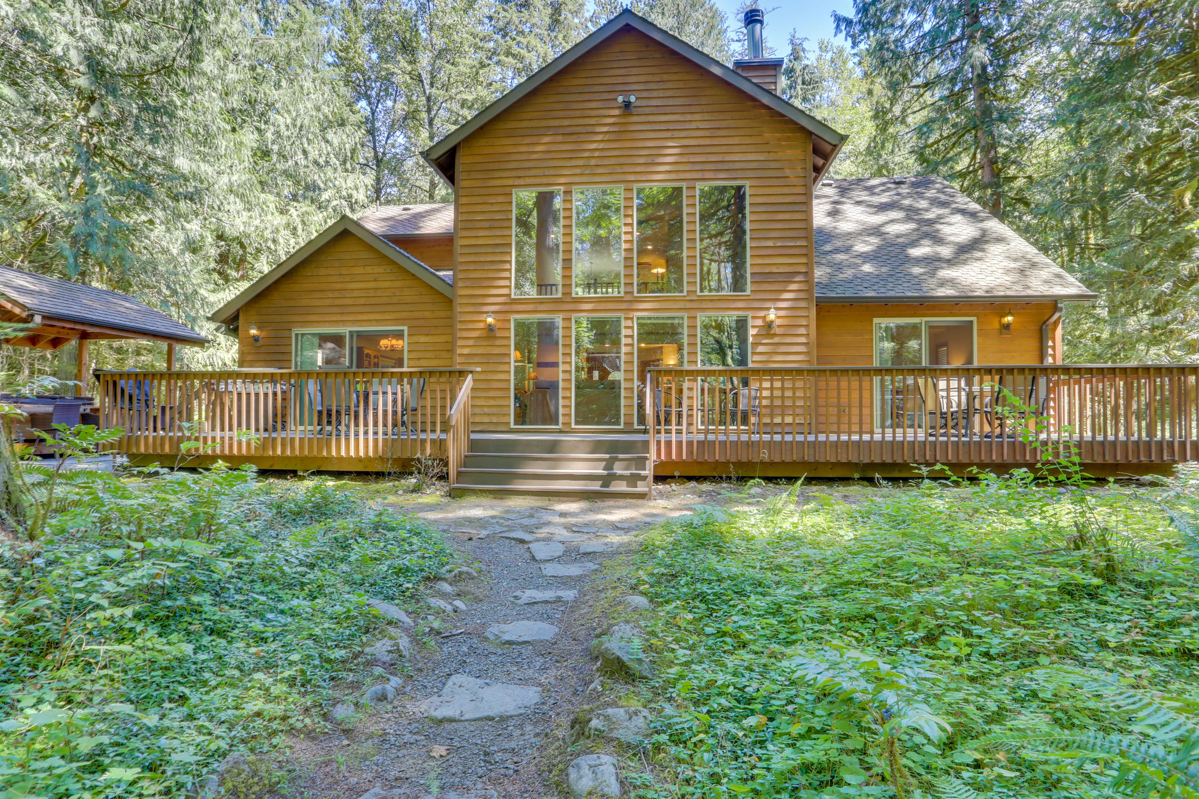 Property Image 1 - Salmon River Lodge
