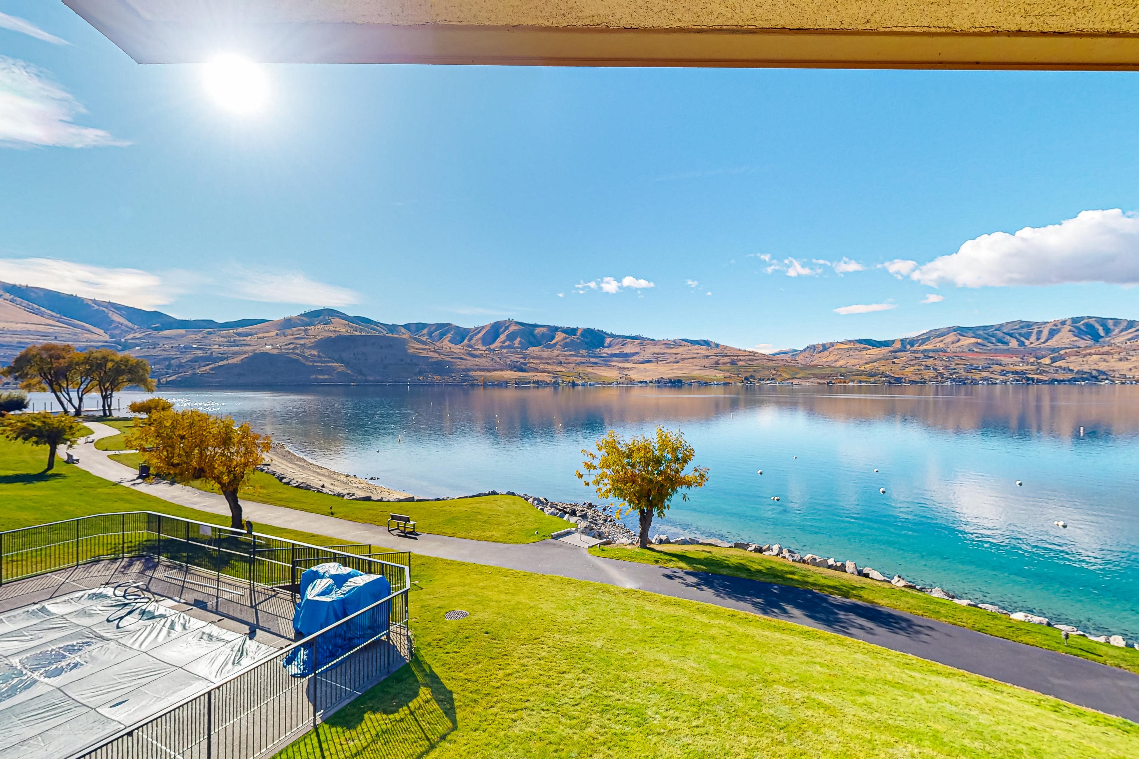 Lake Chelan Shores: Sunset Condo (#13-4)