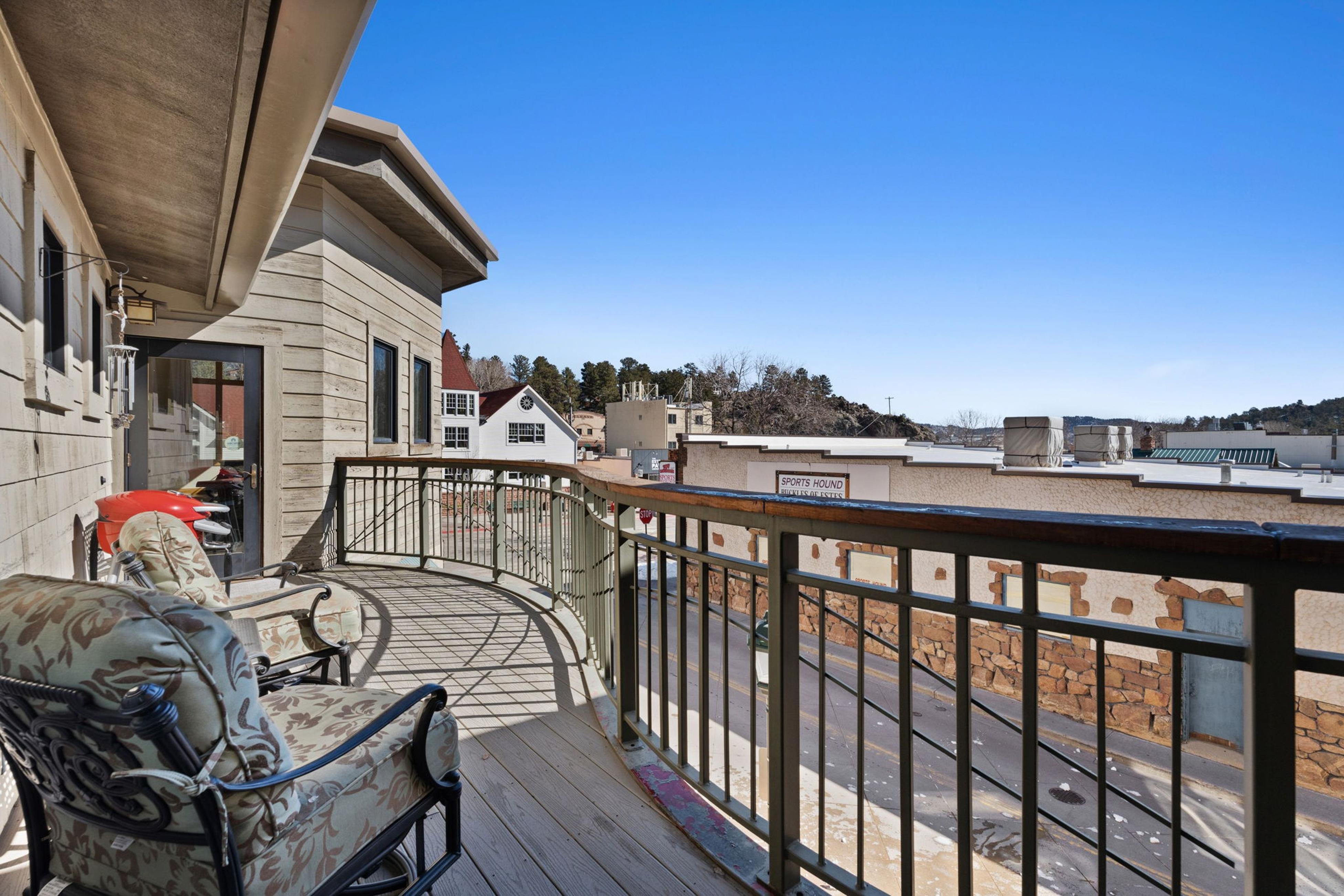 Property Image 2 - Loft of Estes Park