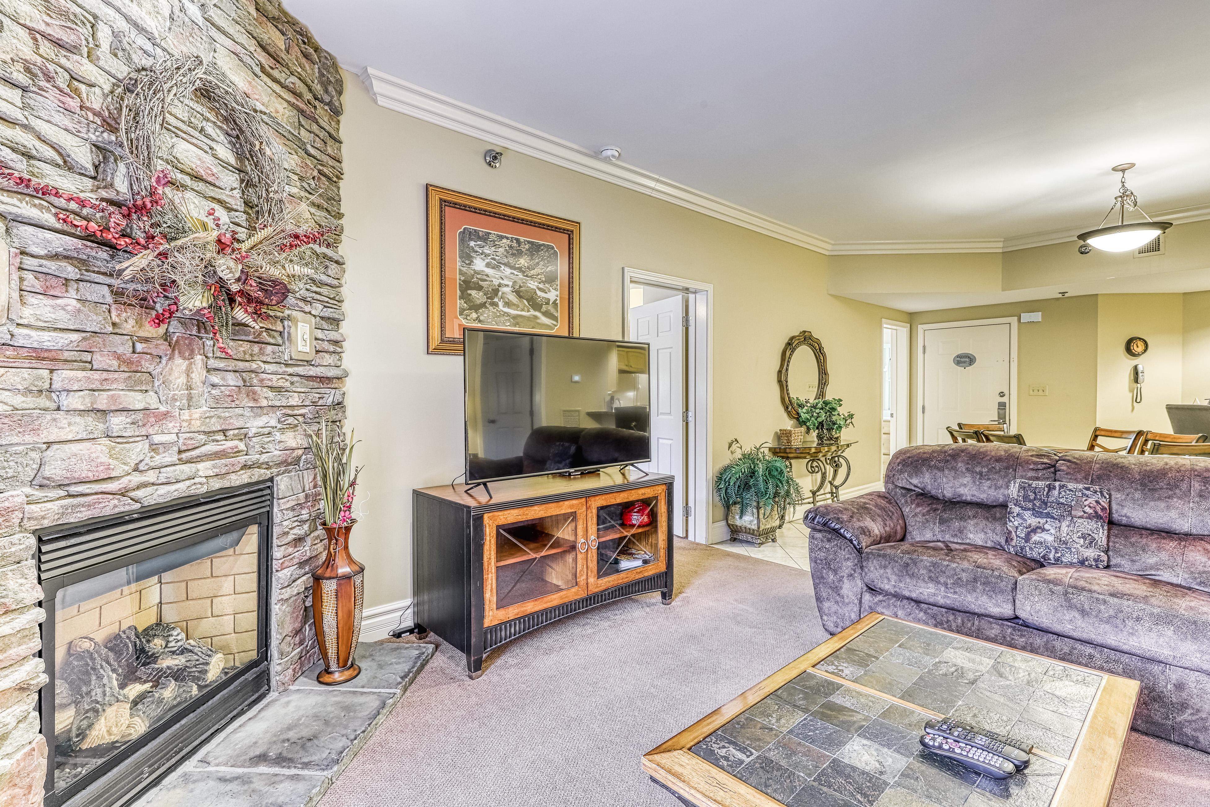 Property Image 1 - Baskins Creek 402