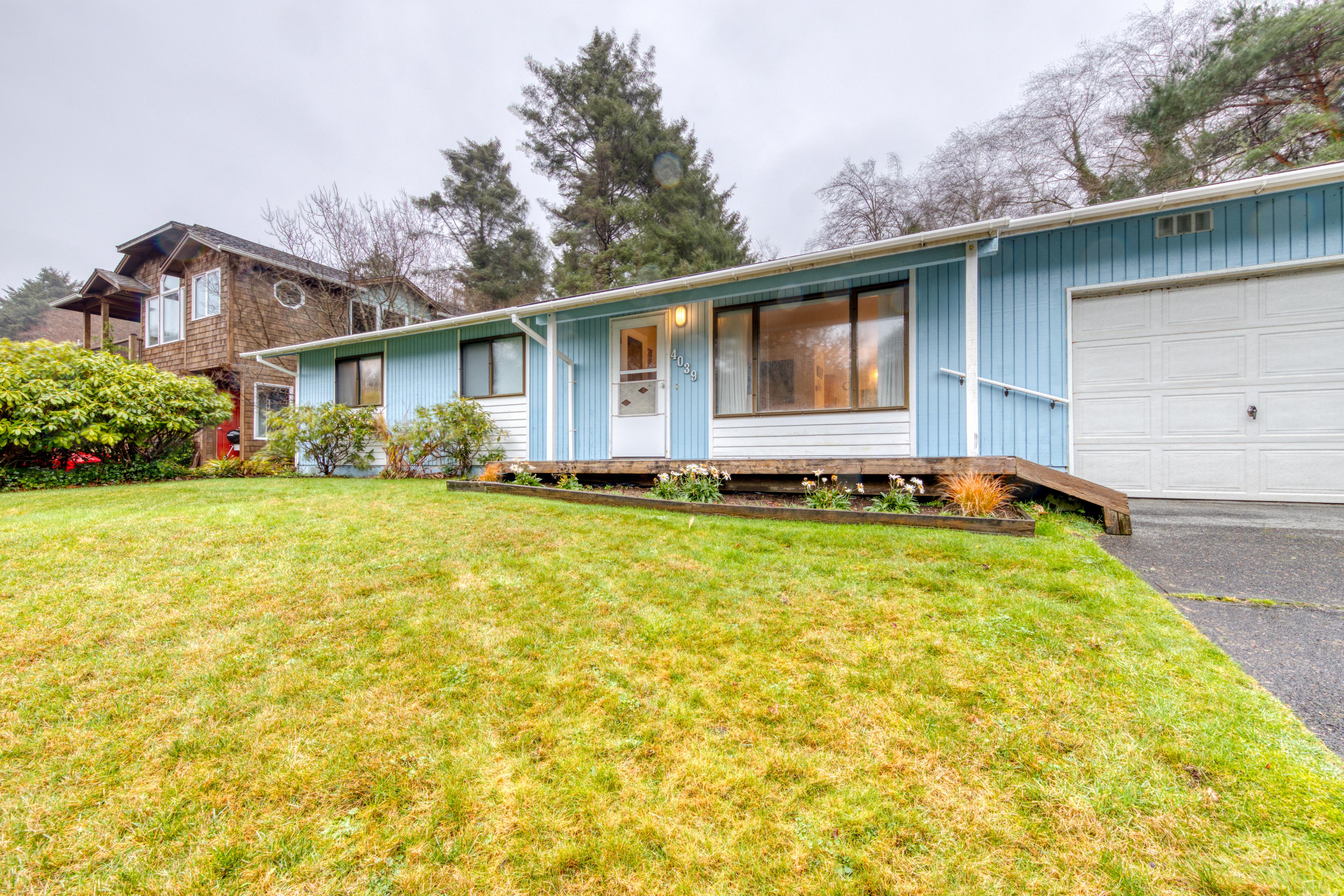 Property Image 1 - Cottage on Hemlock Street