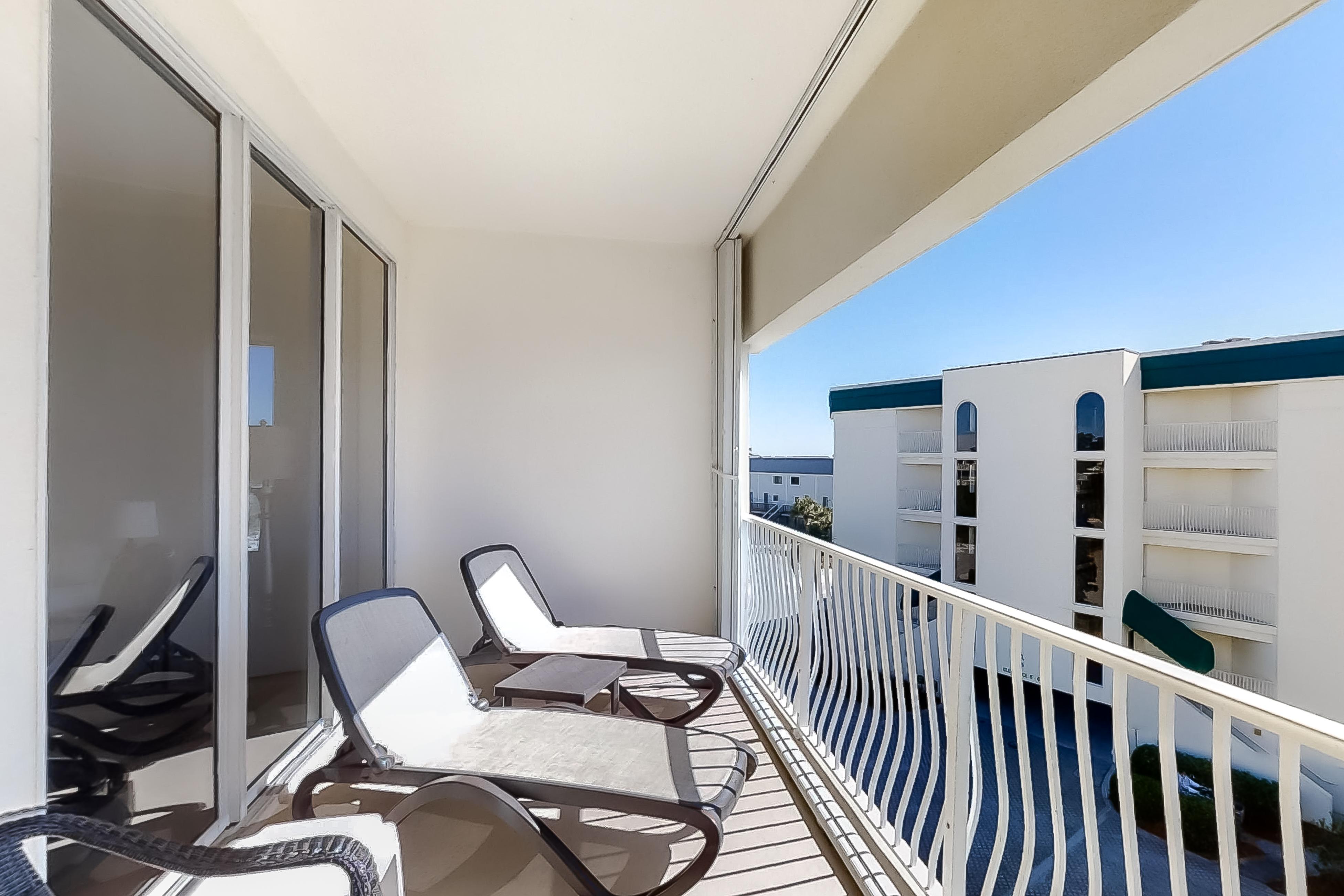 Property Image 2 - Dunes of Seagrove C307