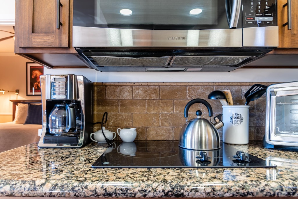 Compact and Convenient Kitchen