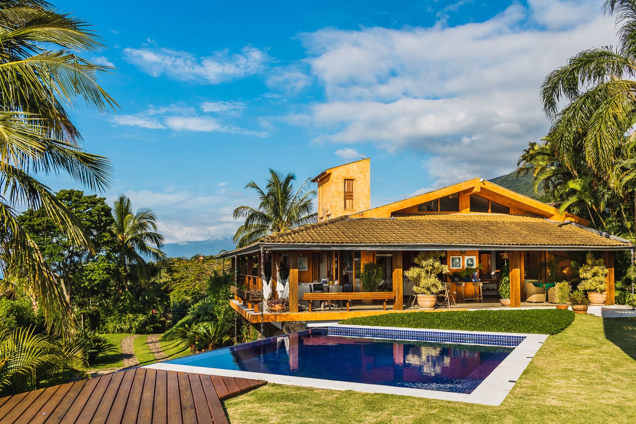 Property Image 2 - High standard house w/ panoramic views in Ilhabela