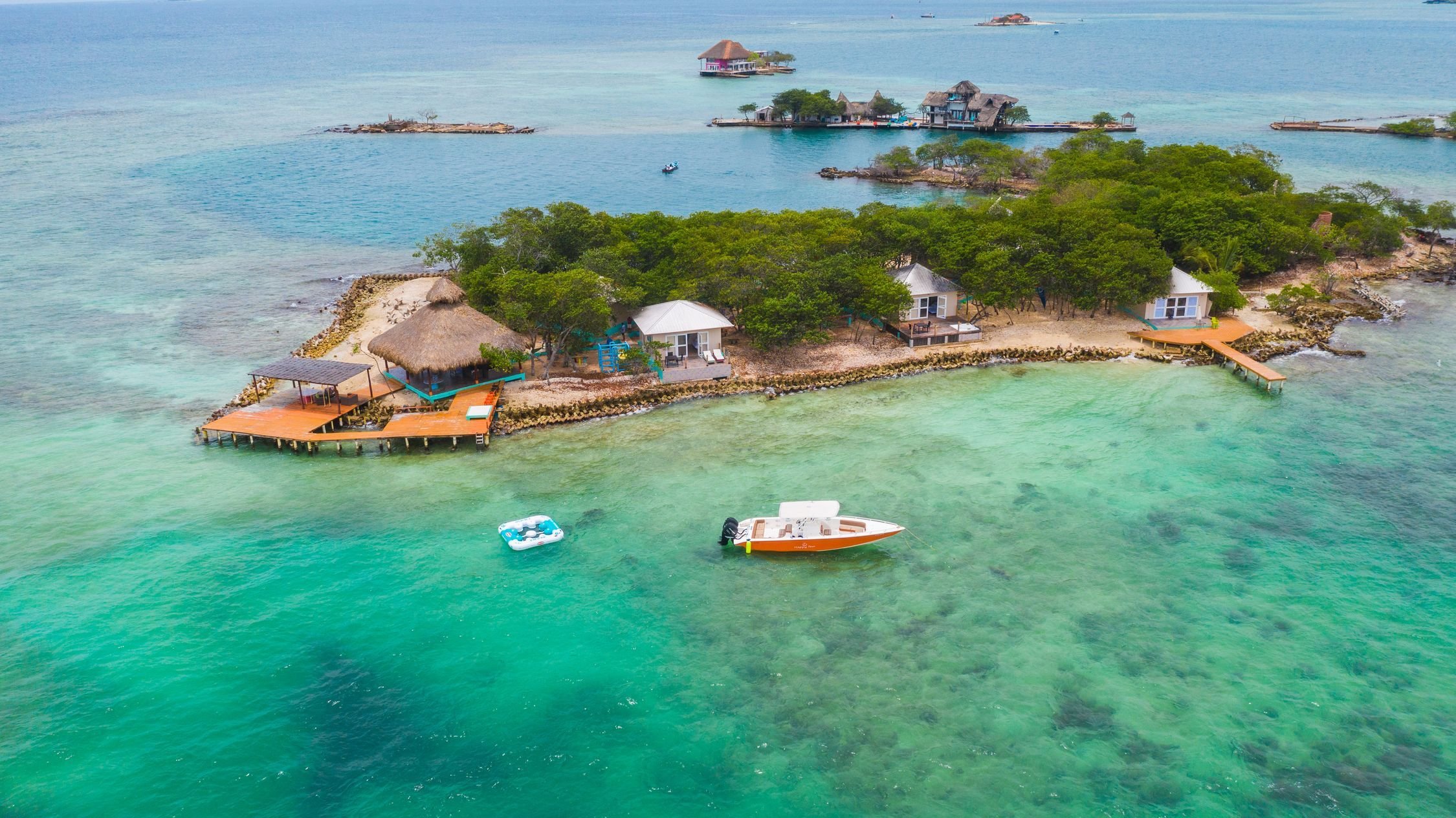 Property Image 2 - Private island with 4 chalets in Islas del Rosario