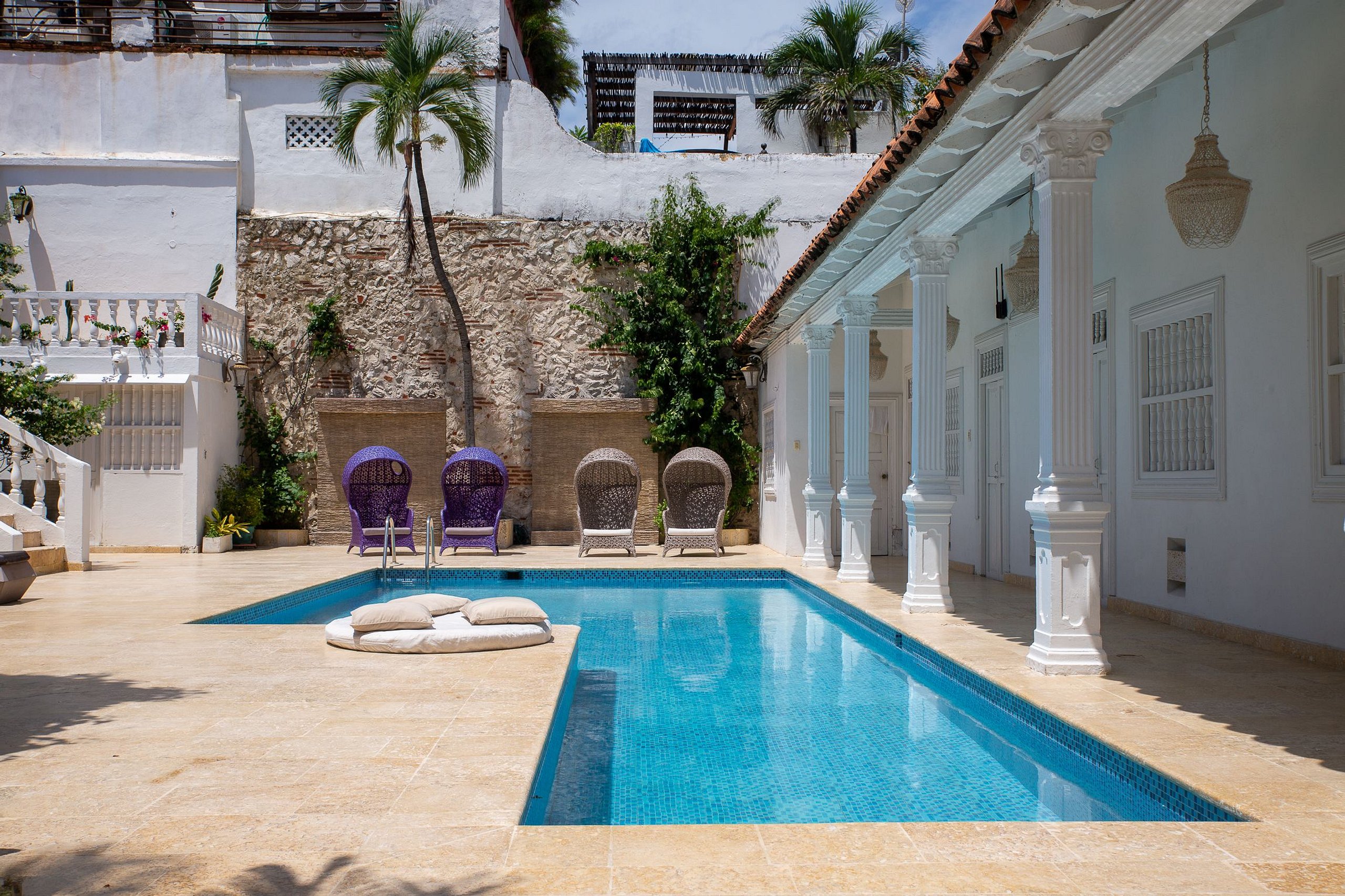 Property Image 2 - Charming eight bedroom colonial villa in Cartagena
