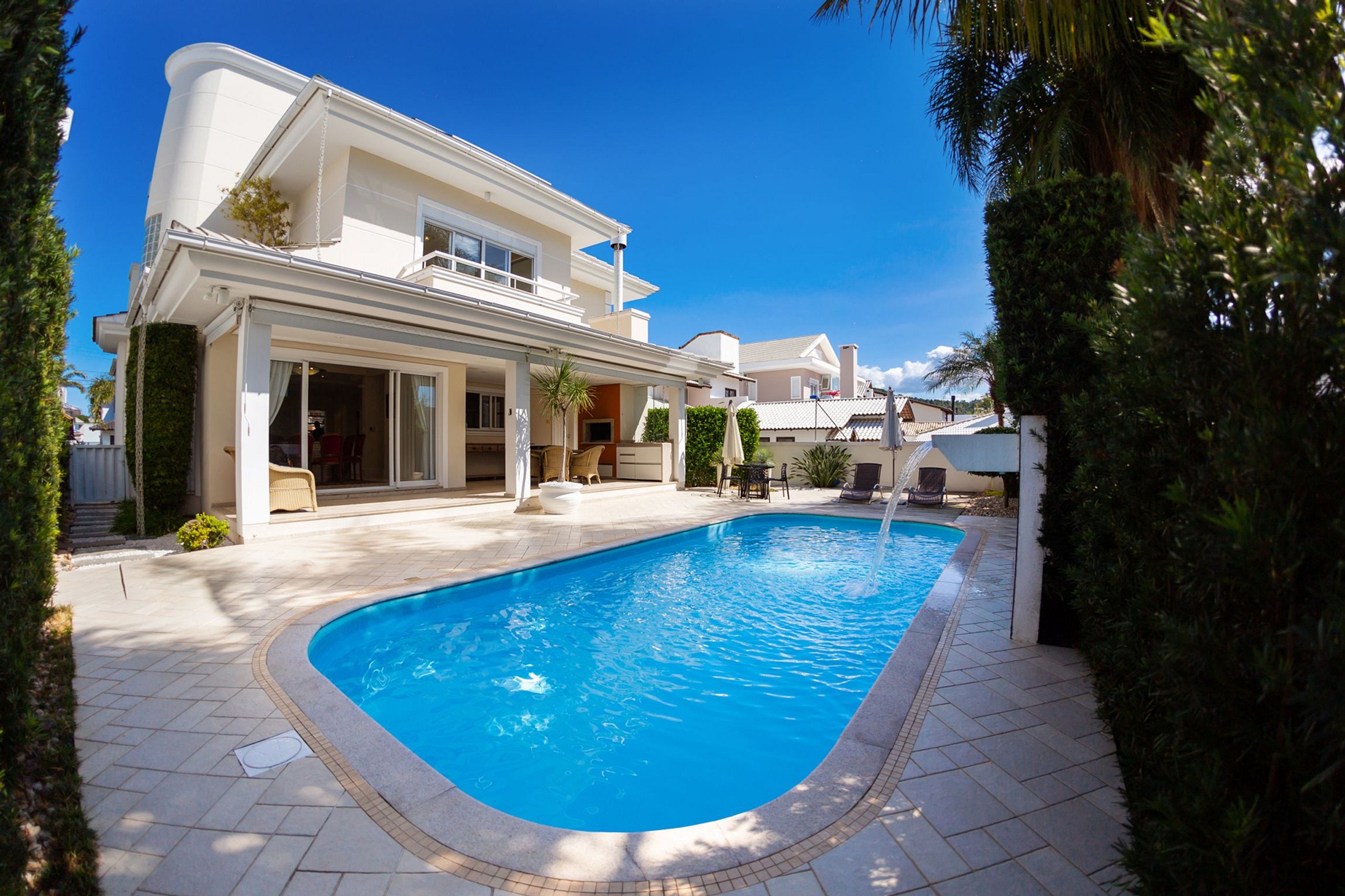 Property Image 1 - Lavish Airy Home with Amazing Plunge Pool