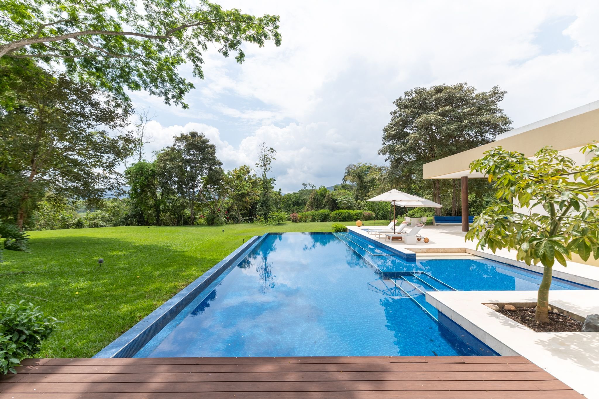 Property Image 1 - Wonderful property with pool in Anapoima MDY