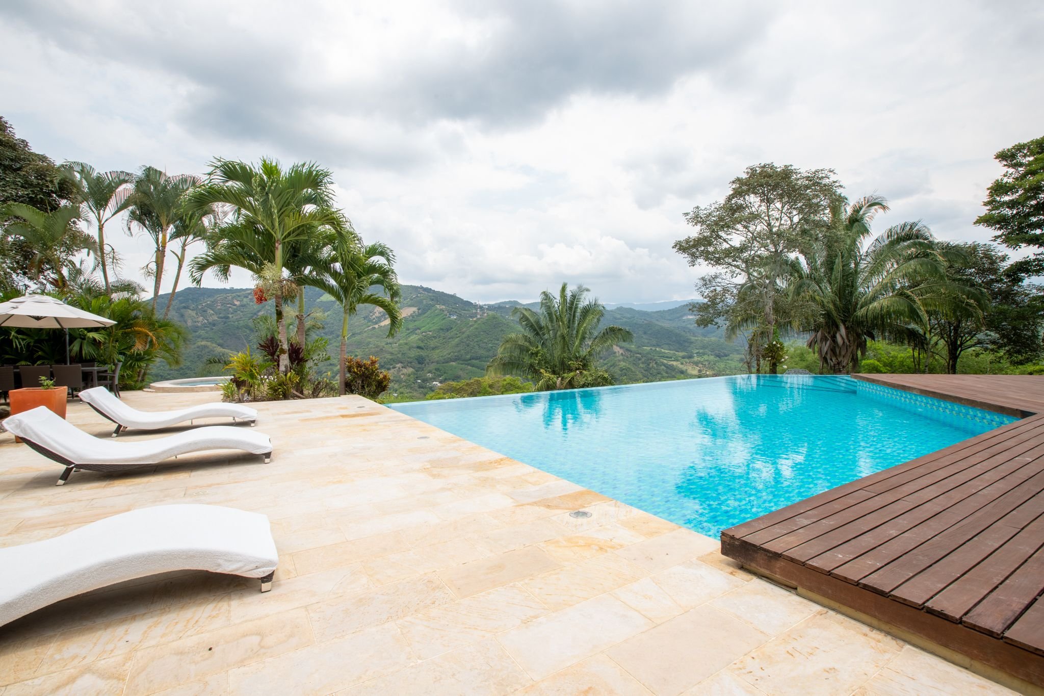 Property Image 1 -  Luxury villa with pool in Mesa de Yeguas, Anapoima