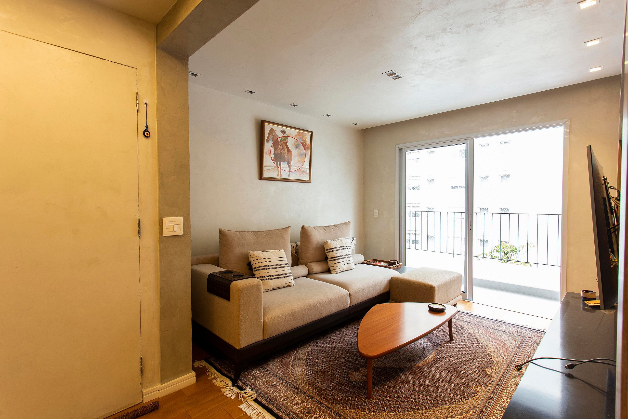 Property Image 2 - Beautiful and Elegant Apartment in Vila Madalena