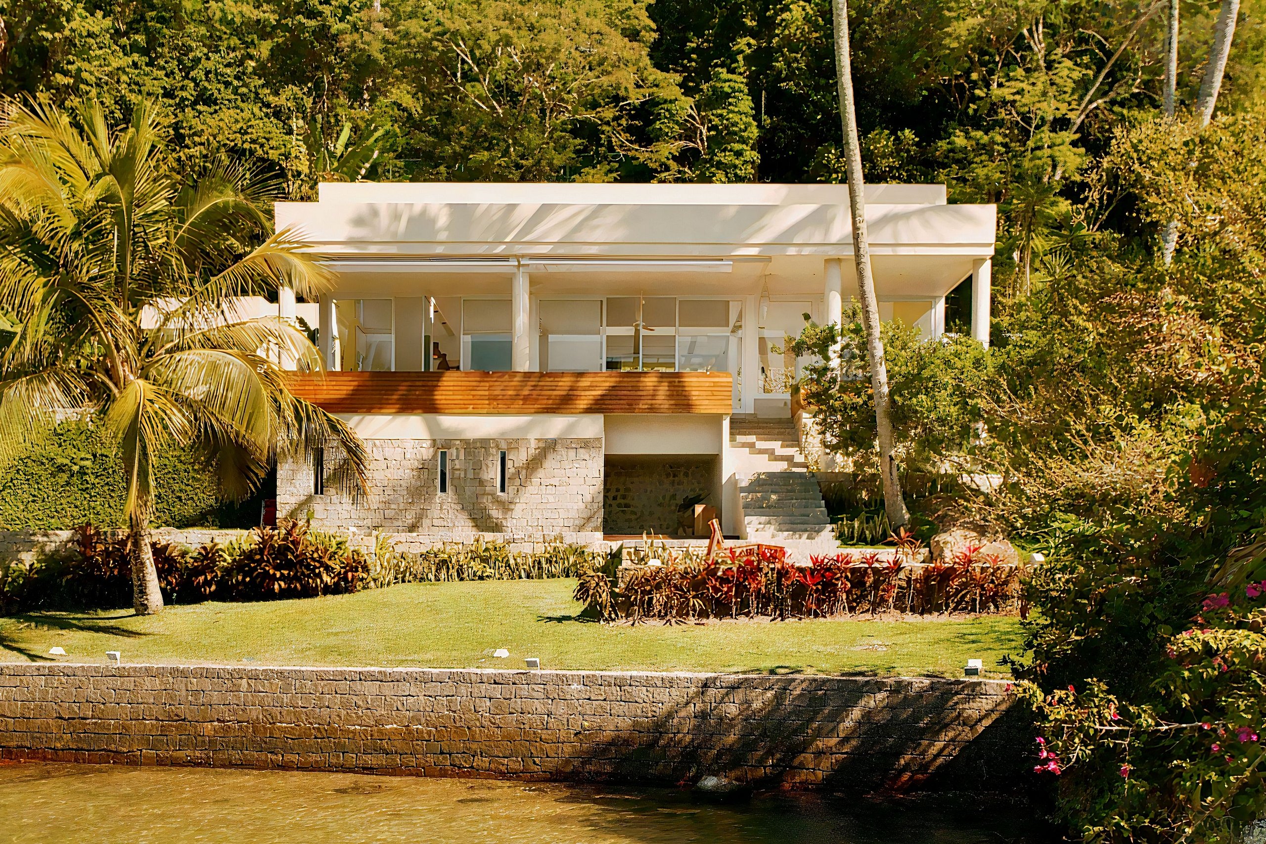 Property Image 1 - House on the Ilha de Gipóia with panoramic view of the bay