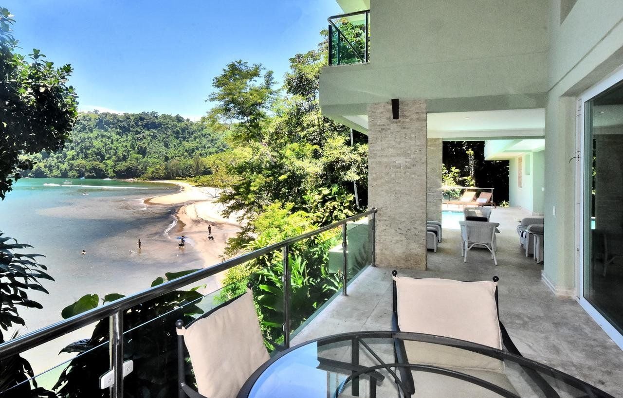 Property Image 2 - Ocean view mansion with 6 suites for vacation rental in Angra dos Reis