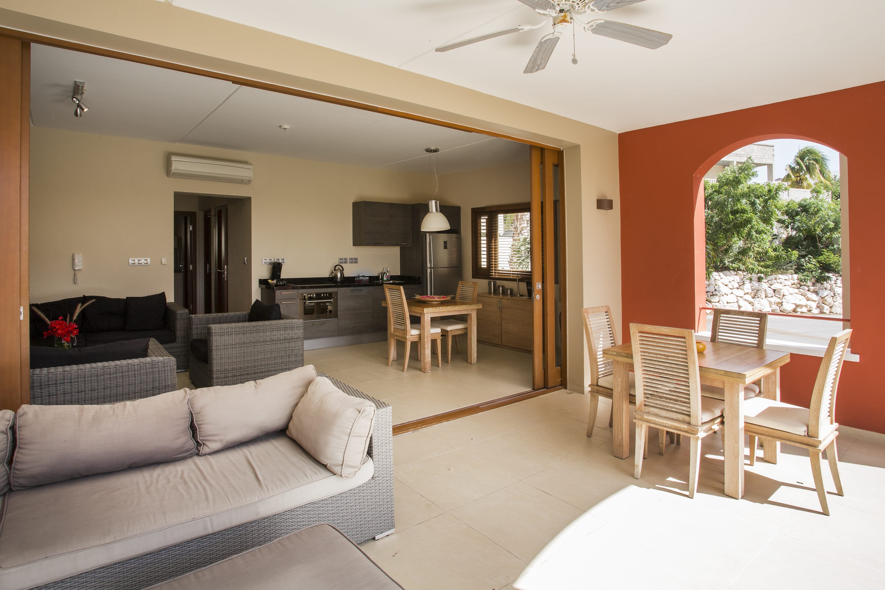 Property Image 1 - Wonderful Modern Apartment with Tropical Garden and Patio