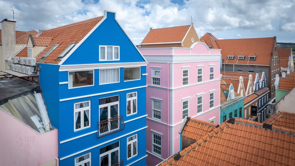 Property Image 2 - Exquisite Two-Bedroom Townhouse In Historic City Centre of Willemstad