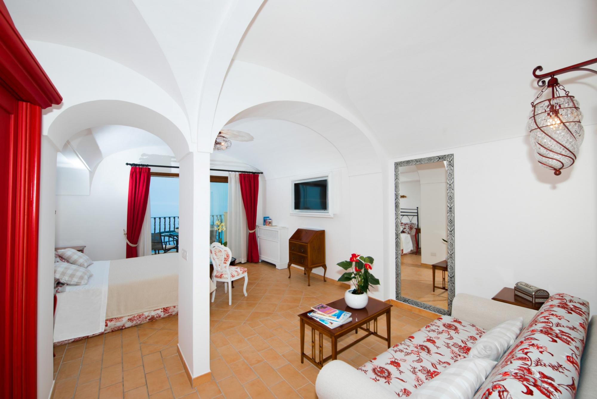 Property Image 2 - Exclusive Villa with Pool Overlooking Amalfi Coast