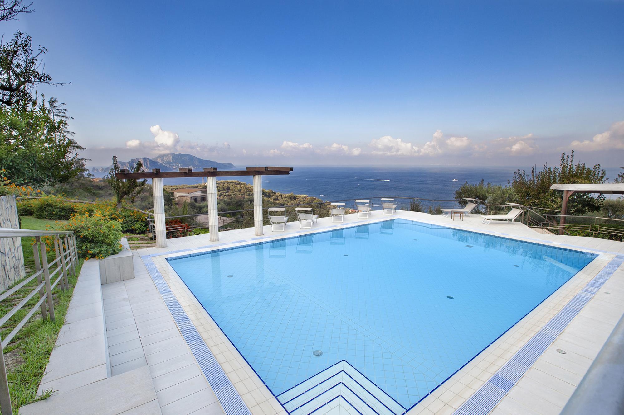 Property Image 2 - Deluxe Multi Level Villa with Nice View of Capri Island
