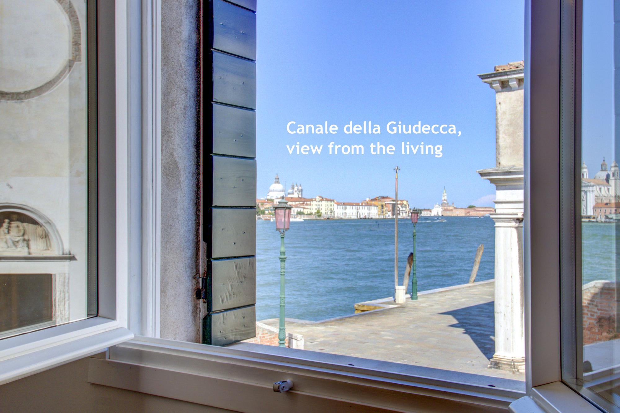 Property Image 2 - CANALVIEW Giudecca  4pax 2bed  park  wifi
