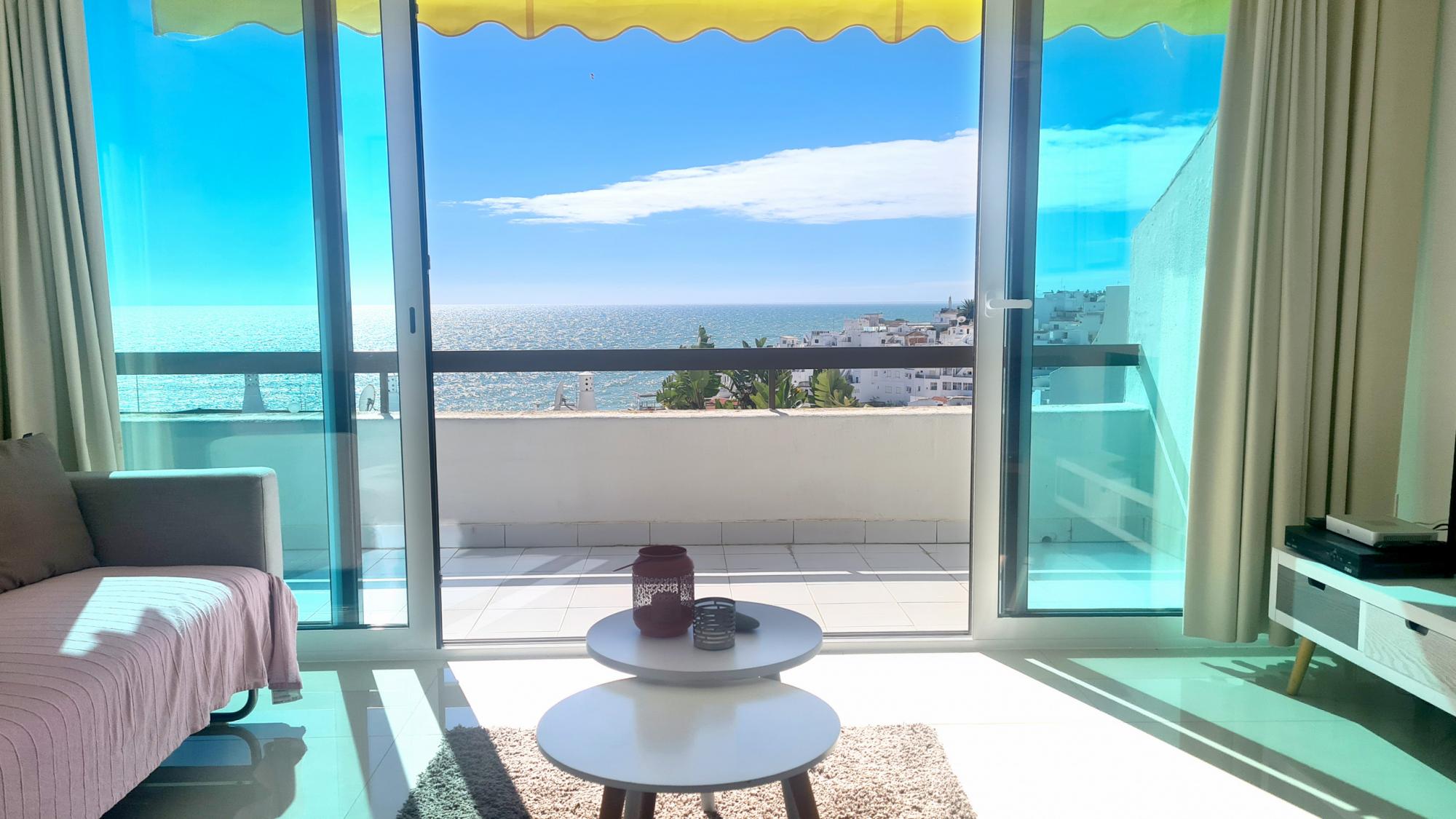 Property Image 1 - Remarkable Scenic Views Apartment with Balcony Overlooking Beautiful Albufeira