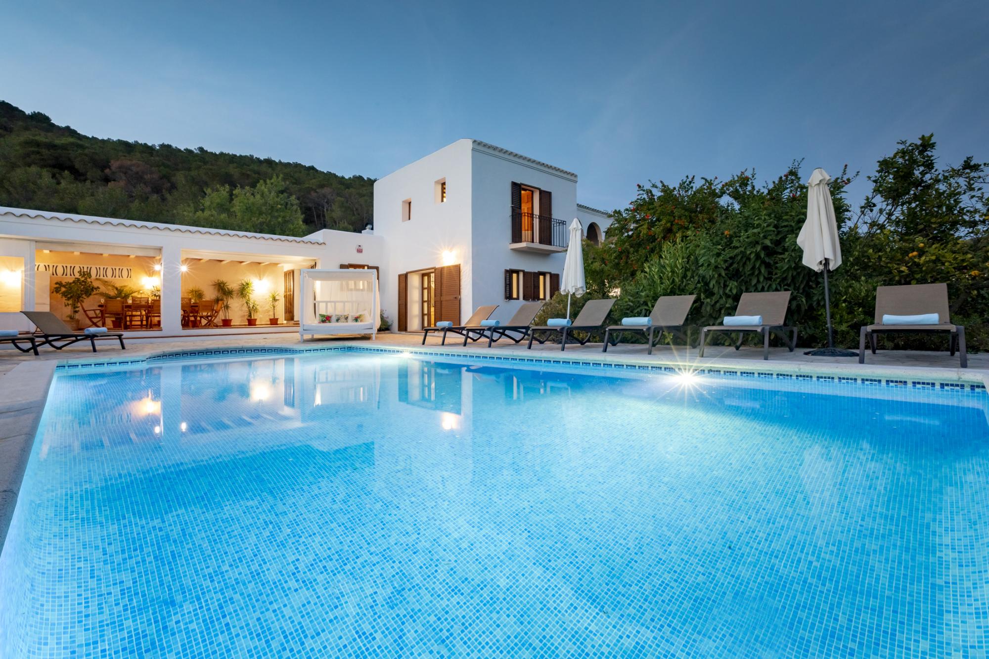 Property Image 2 - Villa in Ibiza Town  sleeps 12 14 - Can Monte