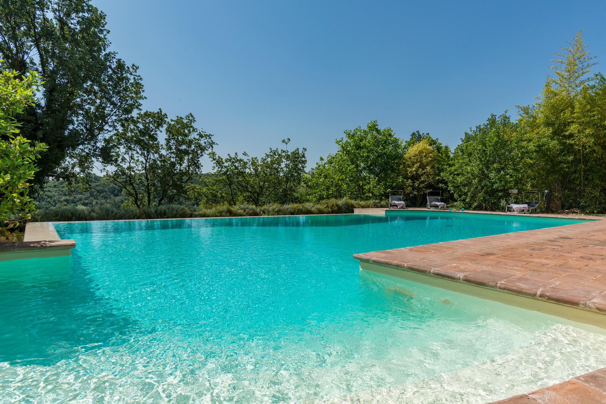 Property Image 1 - Superior Rural Villa with Exceptional Infinity Pool