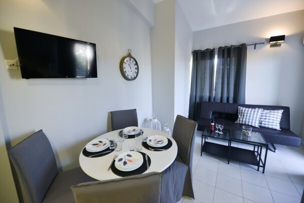 Property Image 1 - Well designed 2BR flat in Lefkada 