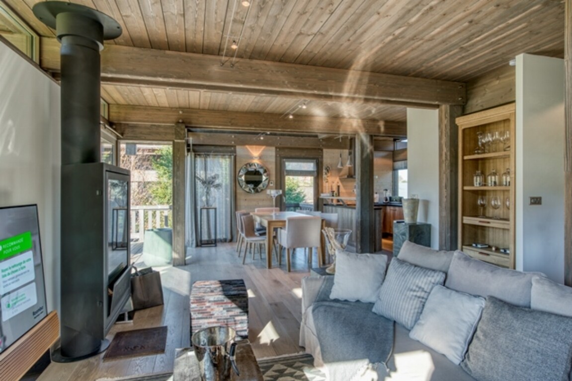 Property Image 1 - Stylish 4 bedroom chalet in Megeve with fireplace