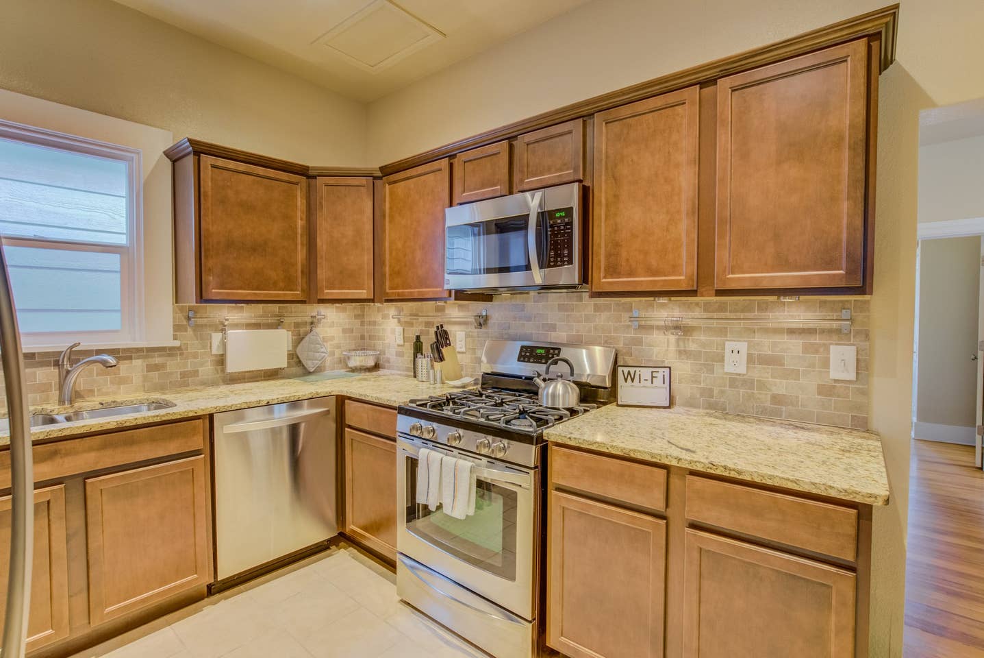 Property Image 2 - 2BR | Old Colorado City | Garden of The Gods