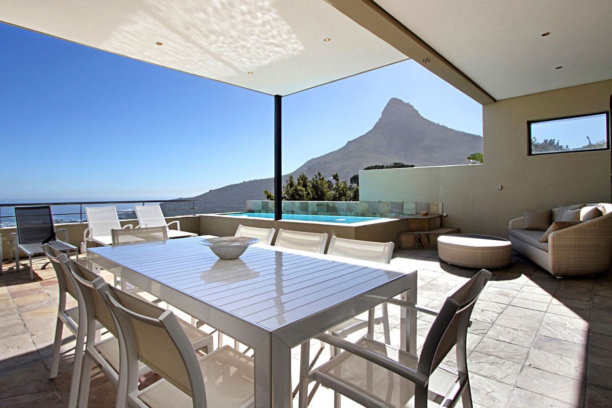 Property Image 2 - Spacious Camps Bay Holiday Apartment with Private Pool and Large Balcony (Medburn Views Penthouse)