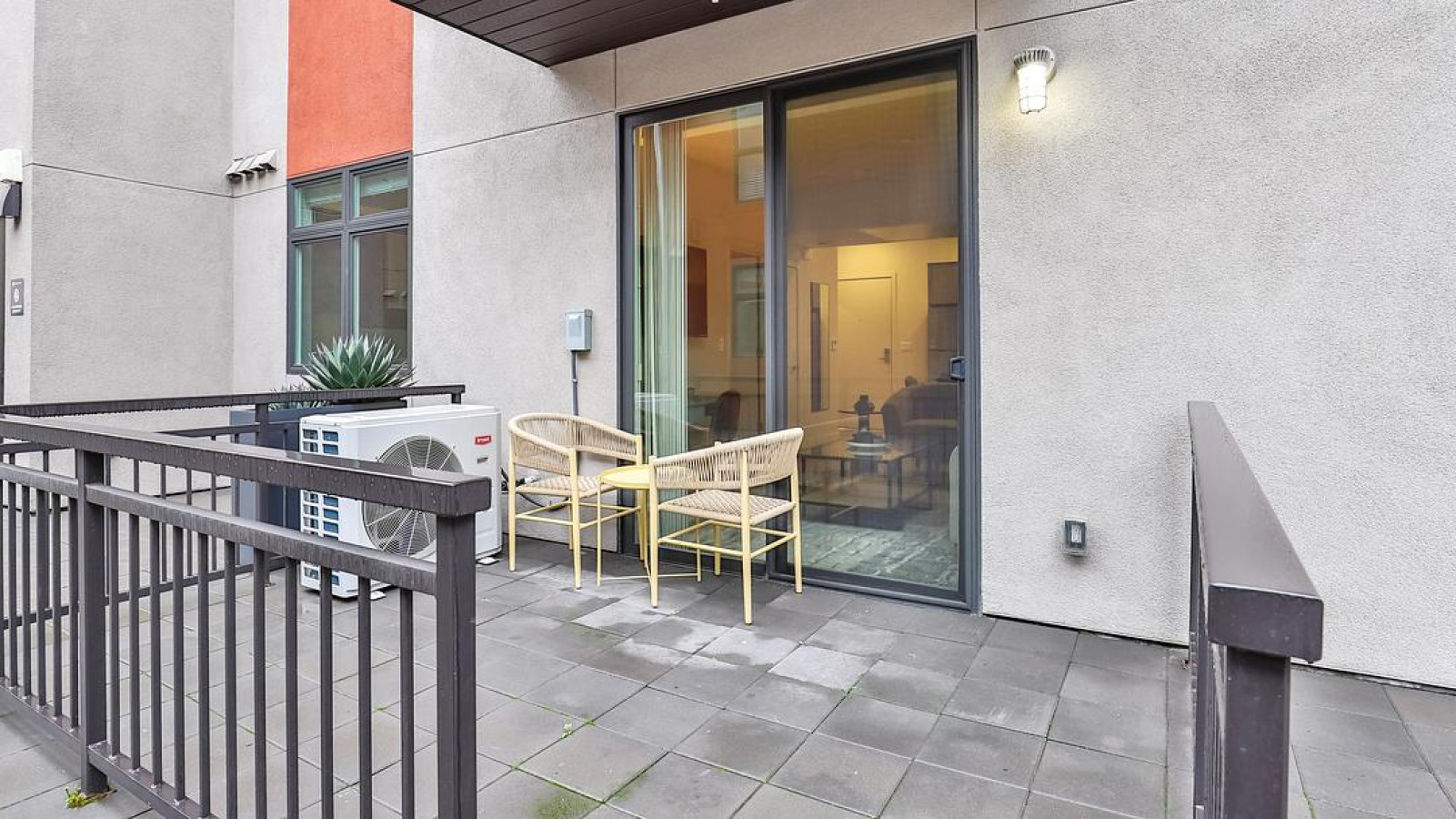 Landing at 777 Broadway - 2BR in Downtown Oakland