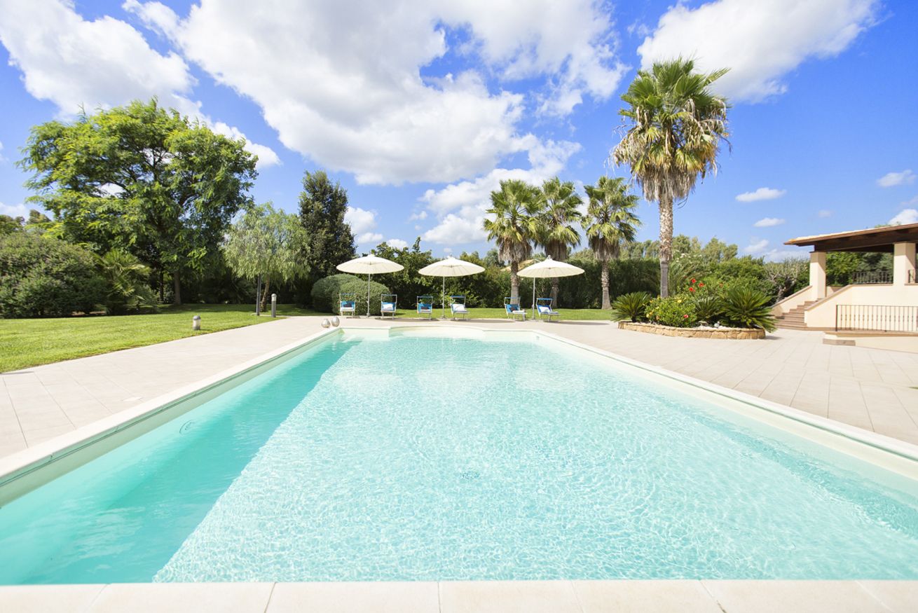 Property Image 1 - Alghero Villa Paradiso with swimming pool and tennis court for 12 guests