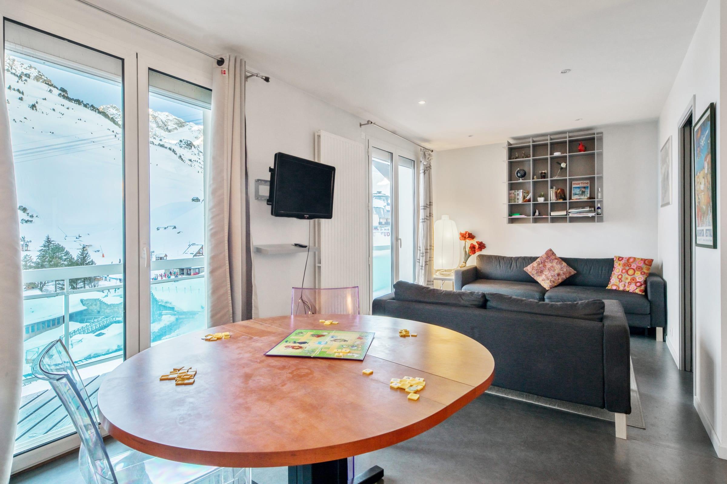 Property Image 2 - Elegant flat with balcony at the foot of the slopes in La Mongie
