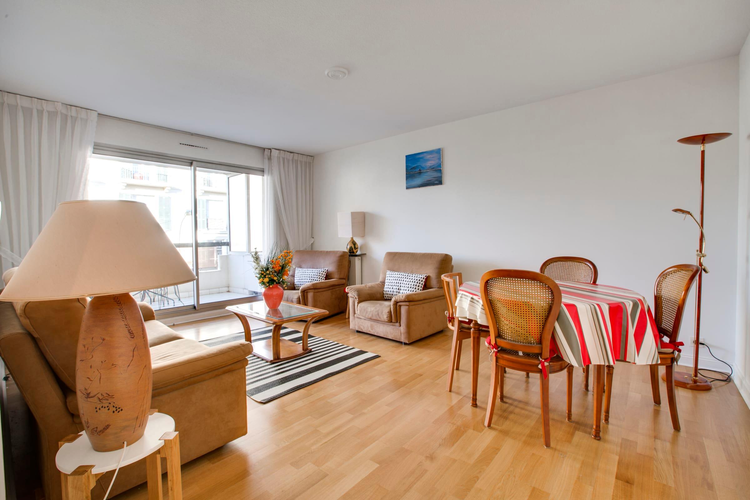 Property Image 2 - Sunny apartment in Biarritz, close to the beach
