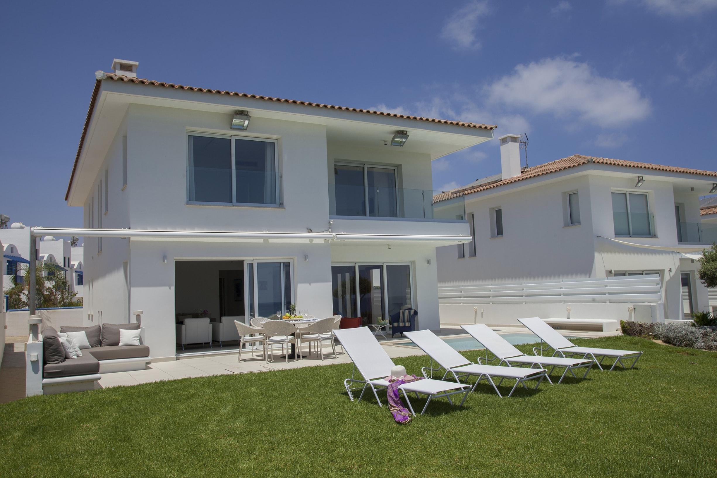 Property Image 2 - Protaras Best Villa with Outdoor Pool and Gardens